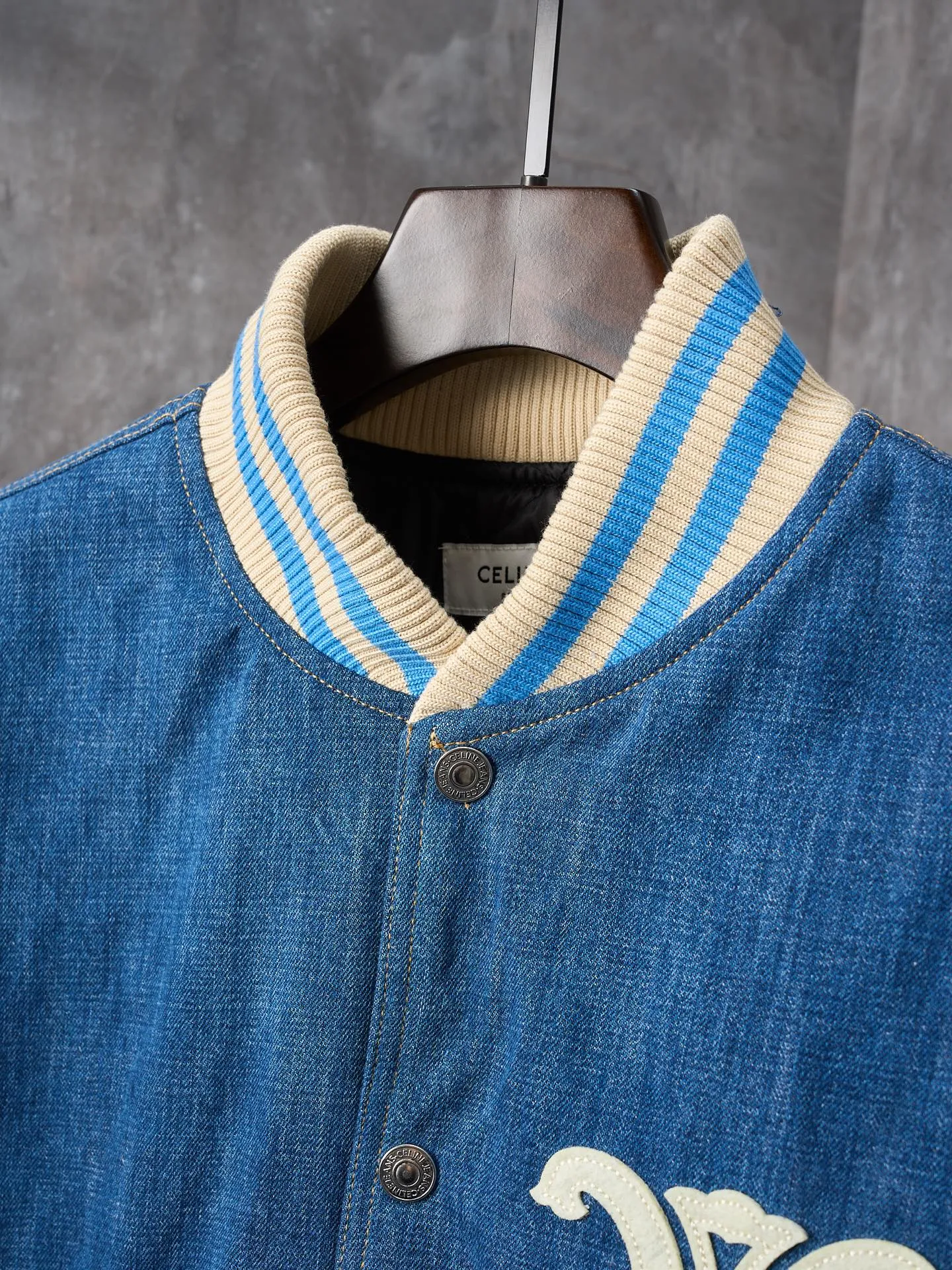 [Real auction] Celine/Celine Arc de Triomphe washed denim patchwork baseball jacket [In Stock] S M L XL